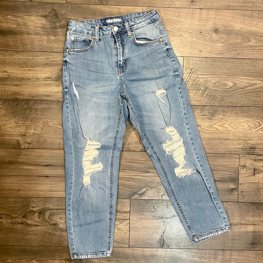 Boyfriend high wasted ripped jeans light wash